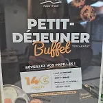 Aéroport - Piscine Sauna Fitness *