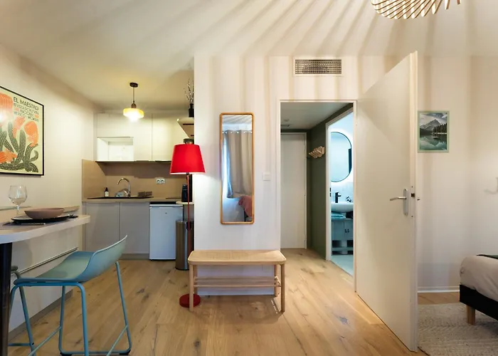 Aeroport - Piscine Sauna Fitness Apartman *