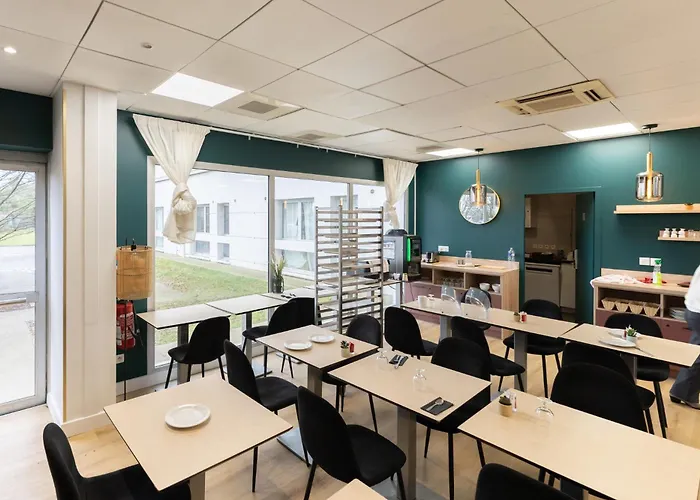 Aeroport - Piscine Sauna Fitness Apartman